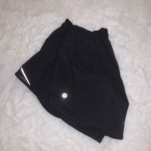 LULULEMON HOTTY HOT SHORTS